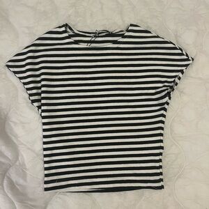 Zara Black and White Striped Short Sleeve Top
